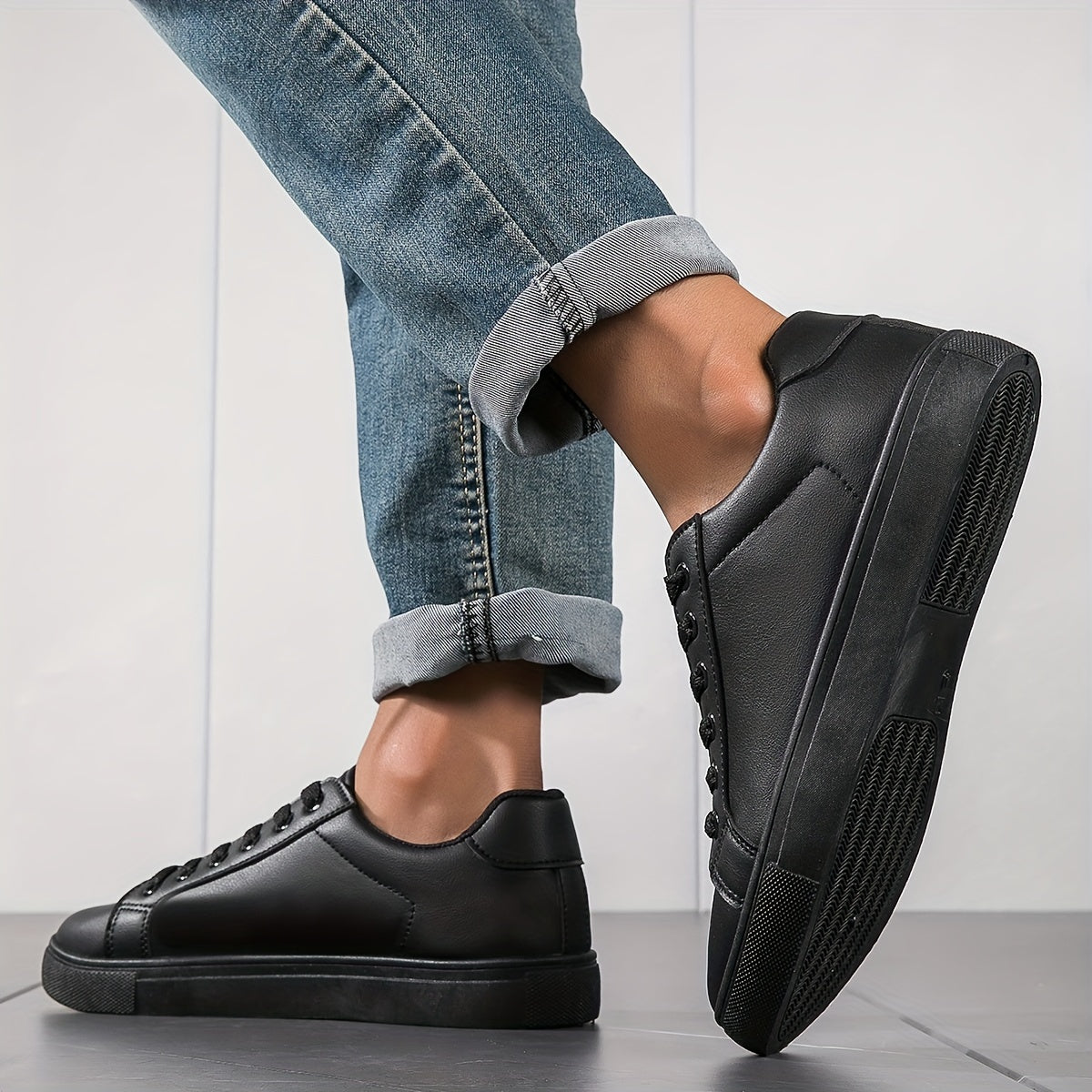 PLUS SIZE Solid Skate Shoes, Comfy Casual Sneakers